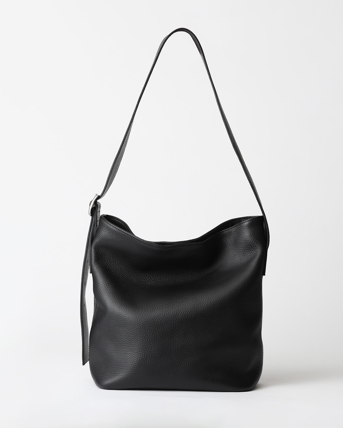 【NEW・7/1入荷】ワンショルダートート　ブラック