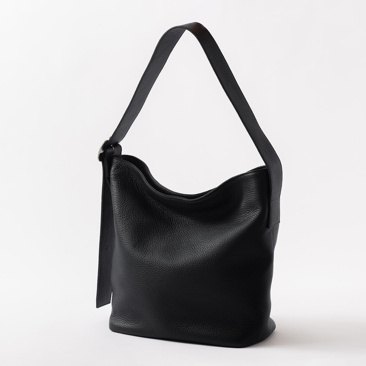 ワンショルダートート　ブラック【予約販売】